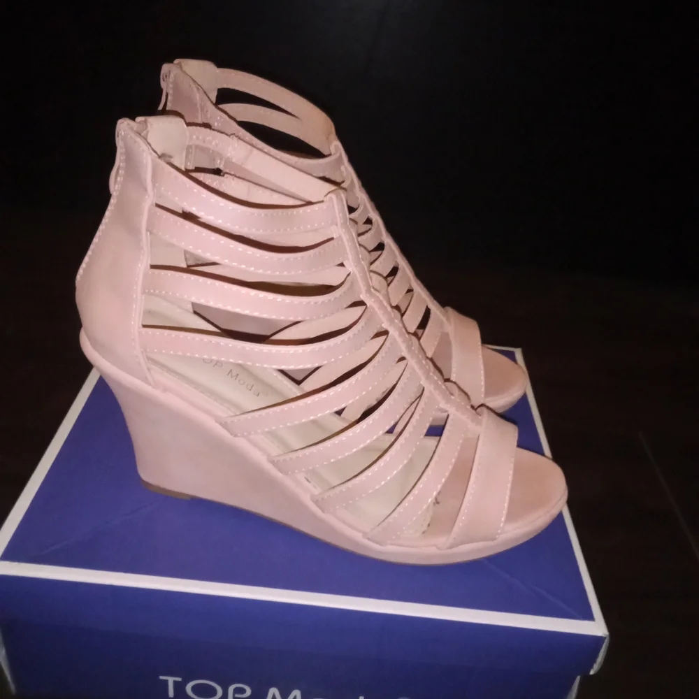 TOP Moda Women's Blush Strappy Wedge Heel Sandals - Picture 2 of 4